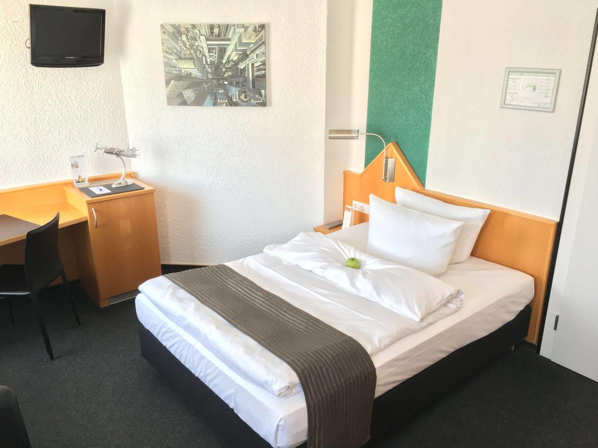 Hotel Heymann Kaiserslautern Exterior foto